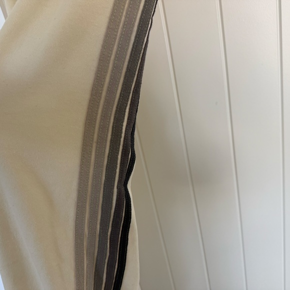 AVIATOR NATION, 5 Stripe Ivory and Grey SWEATPANTS, Med. - Picture 4 of 6